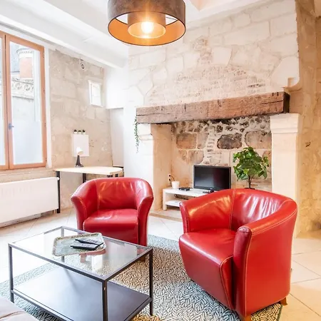 Charming T2 Near The City Center Apartman Tours